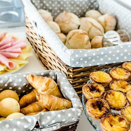 公寓 马尔佩尼契公寓 *