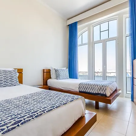 马尔佩尼契公寓 佩尼契